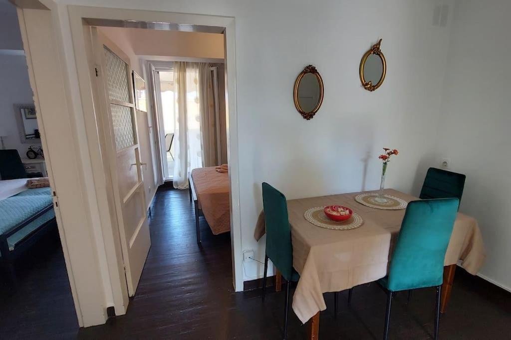 Old Port View Apartment, Διαμέρισμα Στο Κέντρο 2 Υπνοδωματίων Corfu  Экстерьер фото